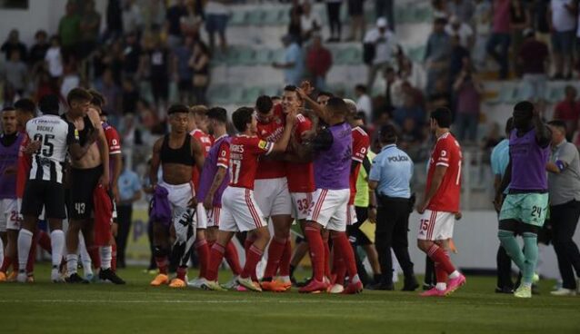 Benfica pode ser campeão este domingo? As contas da Liga a três