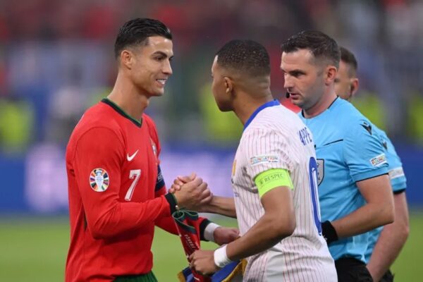 Cristiano Ronaldo e Mbappé