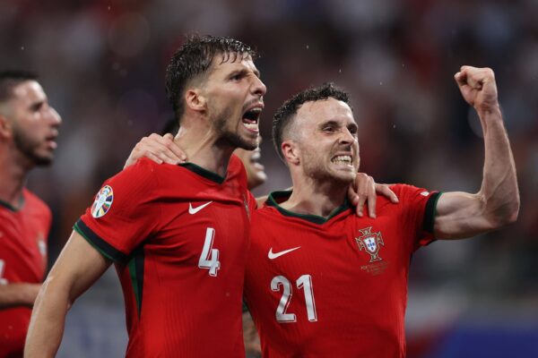 Rúben Dias e Diogo Jota
